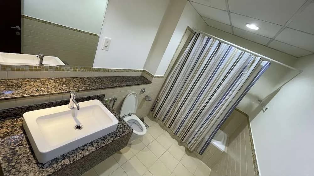 Business Backpackers JBR Hostel - photo 8