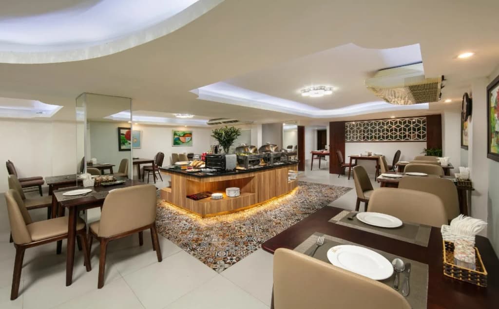 Diamond Legend Hotel - photo 23