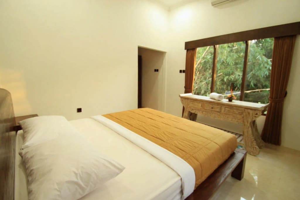 Omah D'Taman Hotel by EPS - photo 1