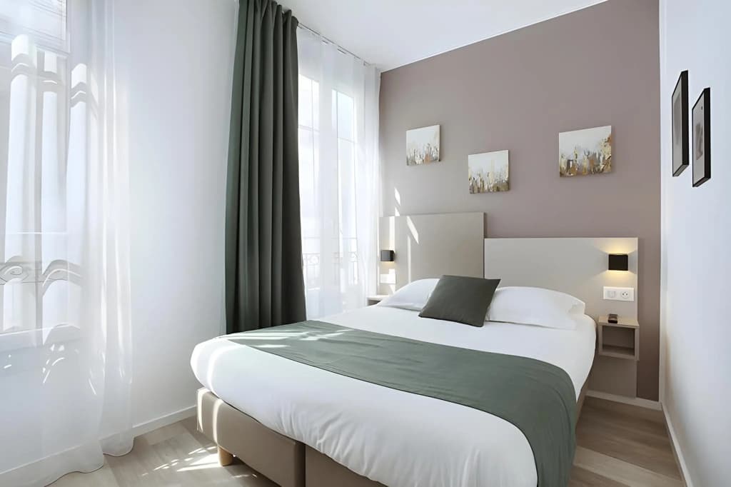 The Alcove Hotel - photo 24