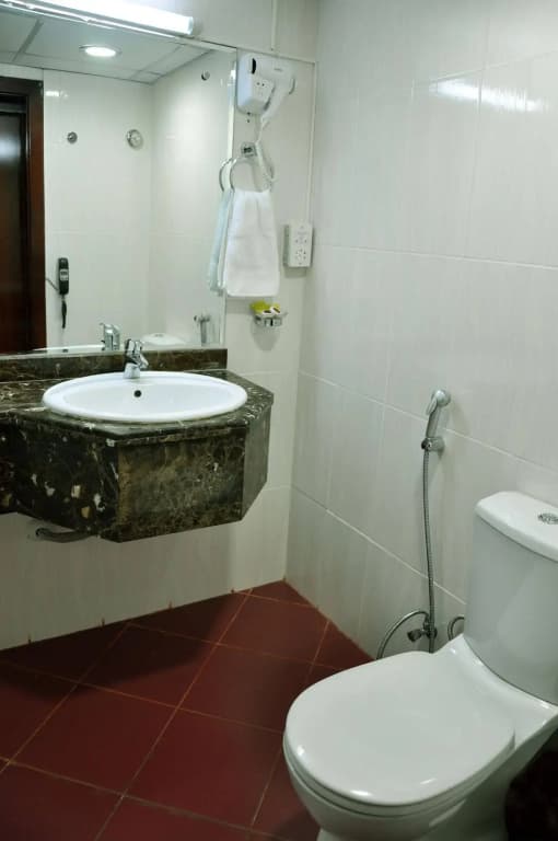 Saffron Hotel - photo 8