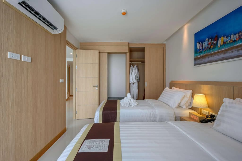 The Beachfront Hotel Phuket - photo 27