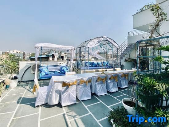 AvyAm Blue Terrace Room - 1 - photo 3