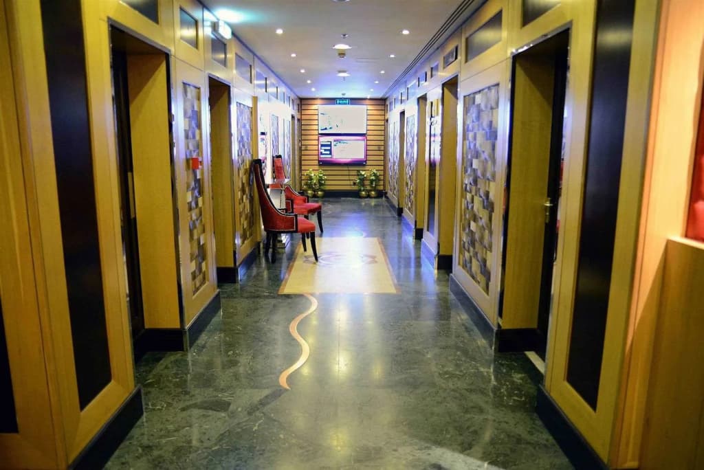 Sun and Sands Hotel - photo 13