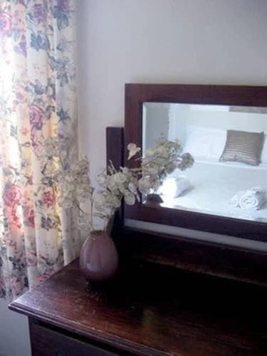 The Cecil Guesthouse - photo 24