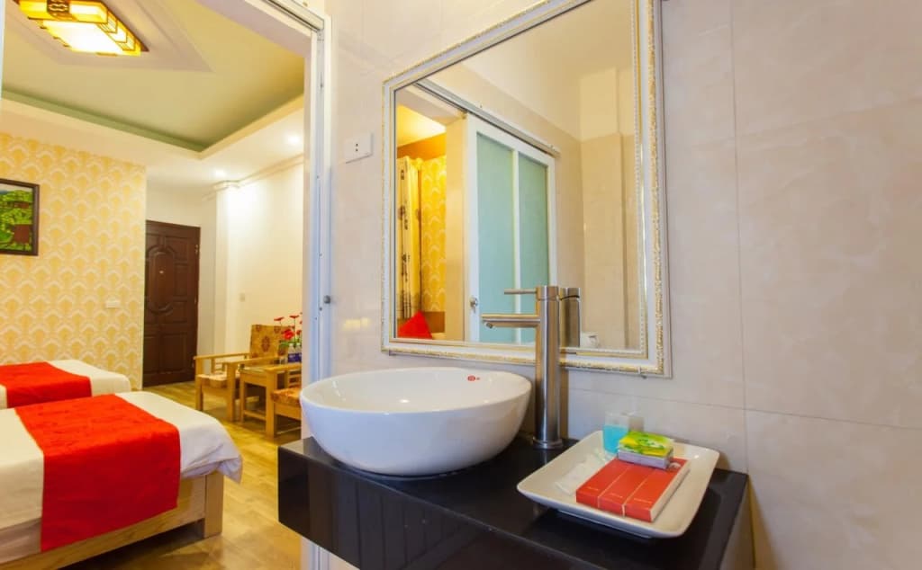Camel City Hotel - photo 9