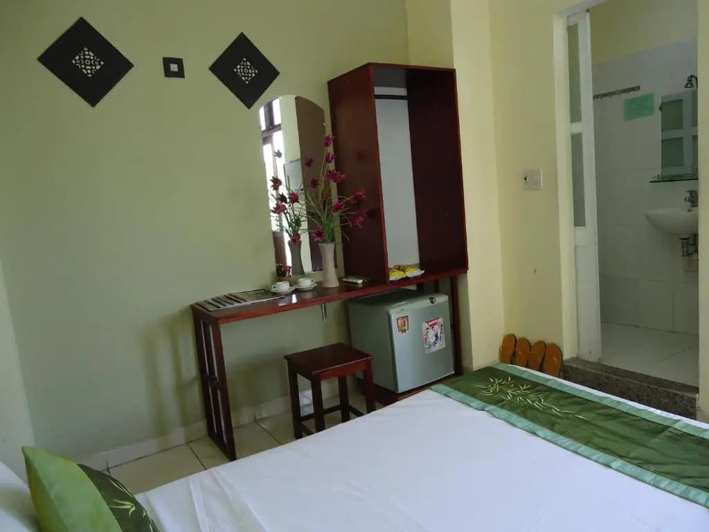 Nam Ngai Hotel - photo 8