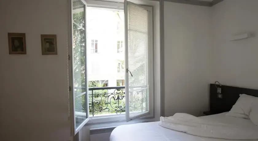 Charming Flat in 7th Near Eiffel Tower - photo 4