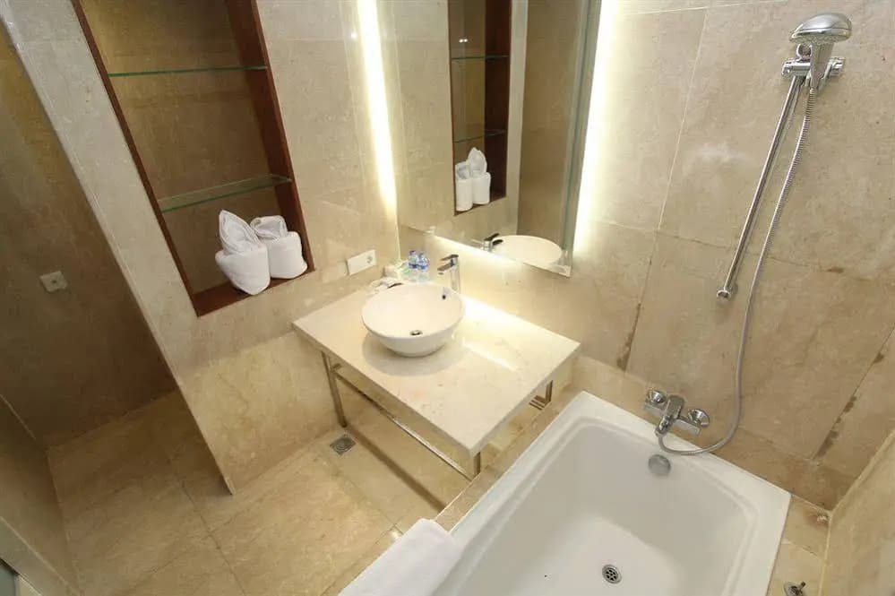 Harrads Hotel And Spa Sanur Bal - photo 9