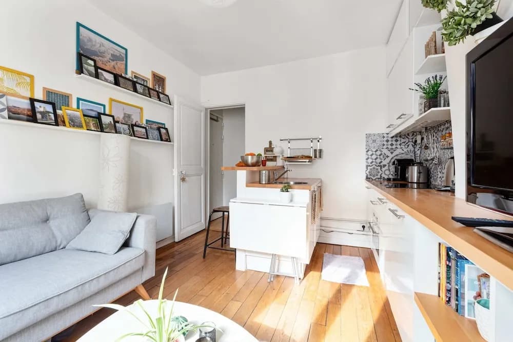 Charming Apartment for 2 in Paris - photo 12
