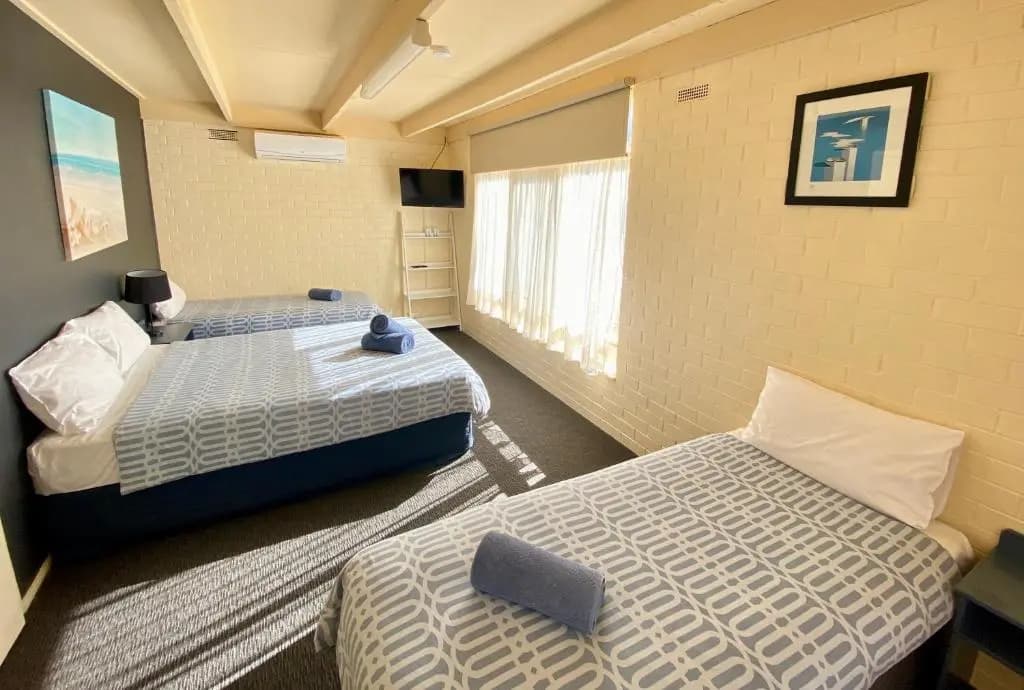 The Keith Motel - photo 28