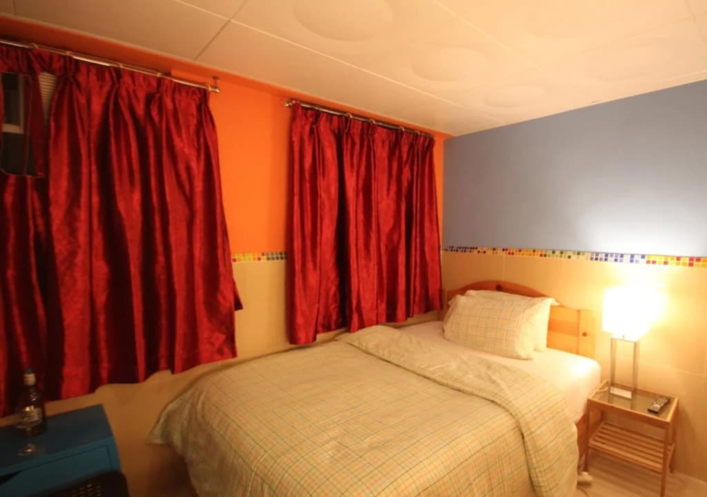 Hong Kong Inn - photo 2