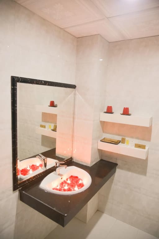 Lamuno Hotel Da Nang - photo 16