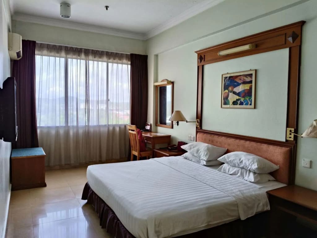 Li Hua Hotel Bintulu - photo 20