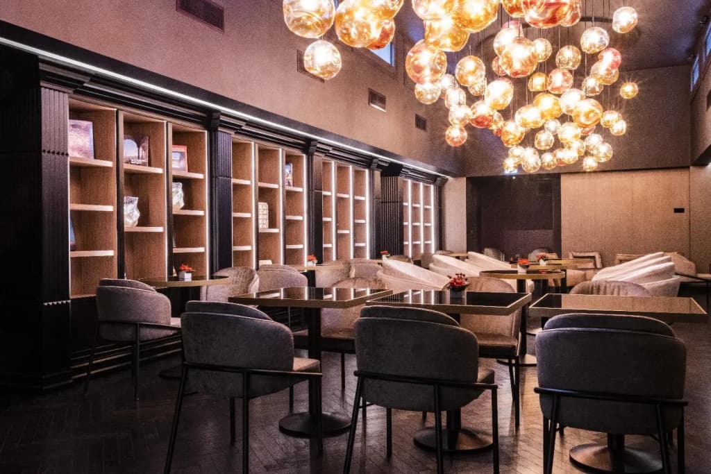 U-Visionary Roma Hotel - photo 15