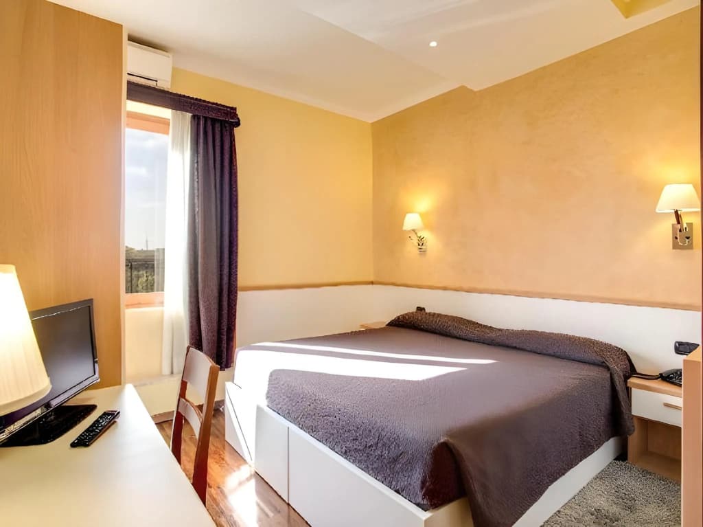 Hotel Roma Tiburtina - photo 25