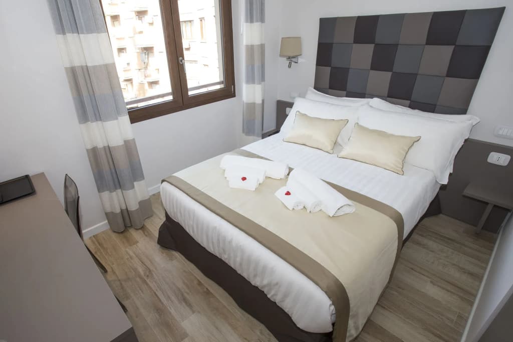 Leonardo Da Vinci Guest House - photo 22
