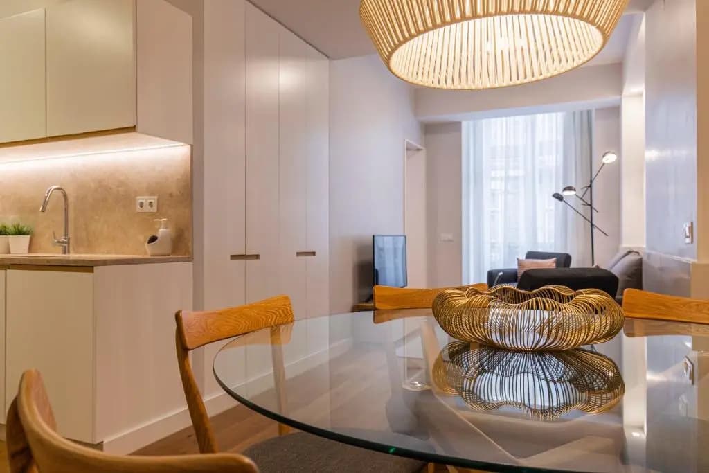 Upscale & Modern 2BDR Apartment - photo 15