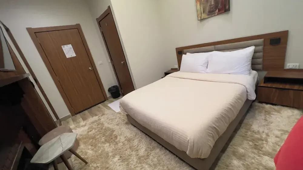 Italia house hotel - photo 4