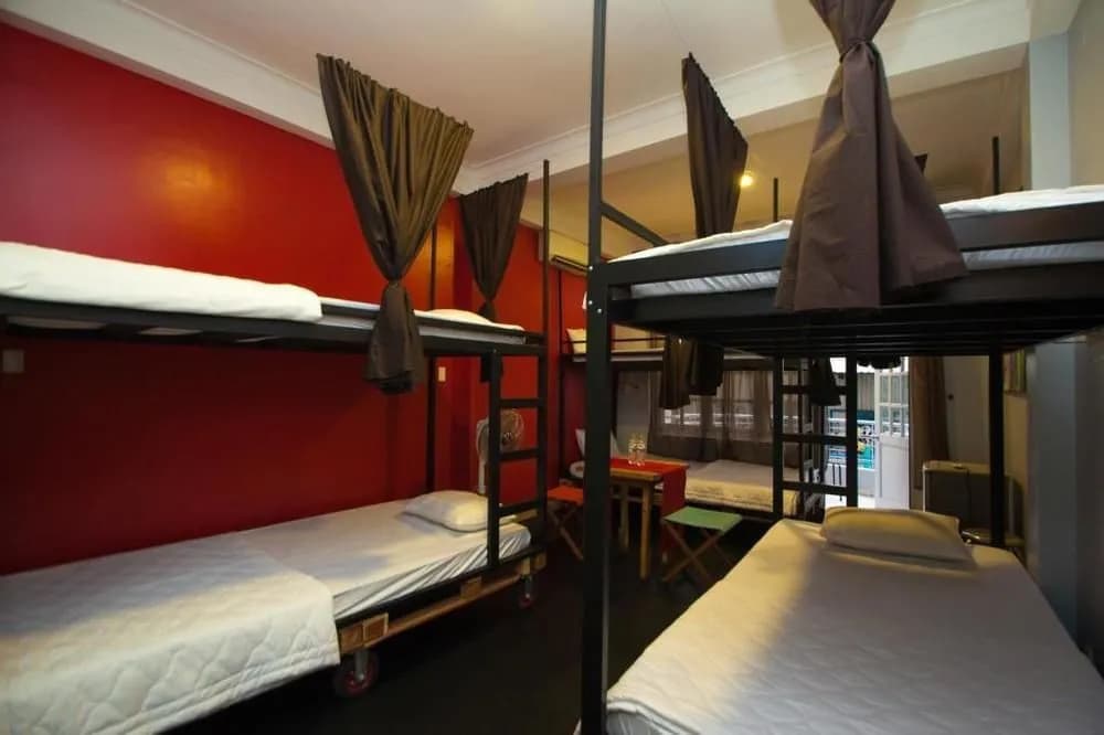 Full Moon - Hostel - photo 2