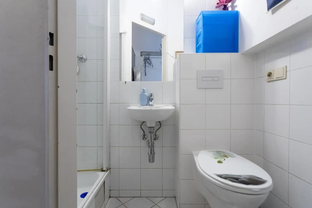 Central Garden Apartments - photo 7