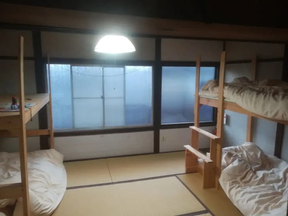 Ez guest house - Hostel - photo 3