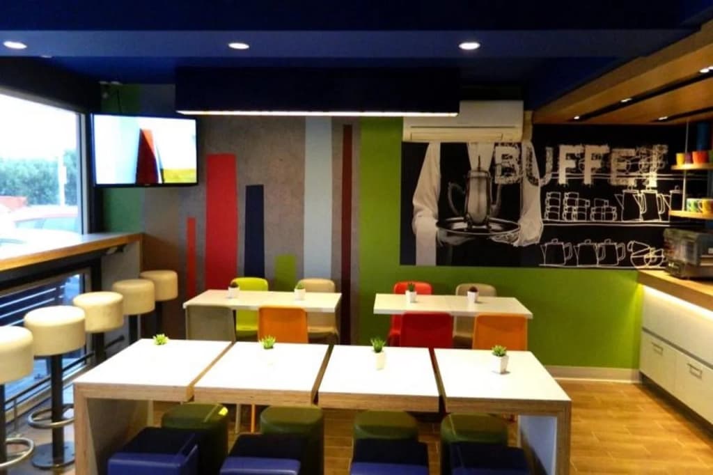 ibis budget Melbourne Airport - photo 14