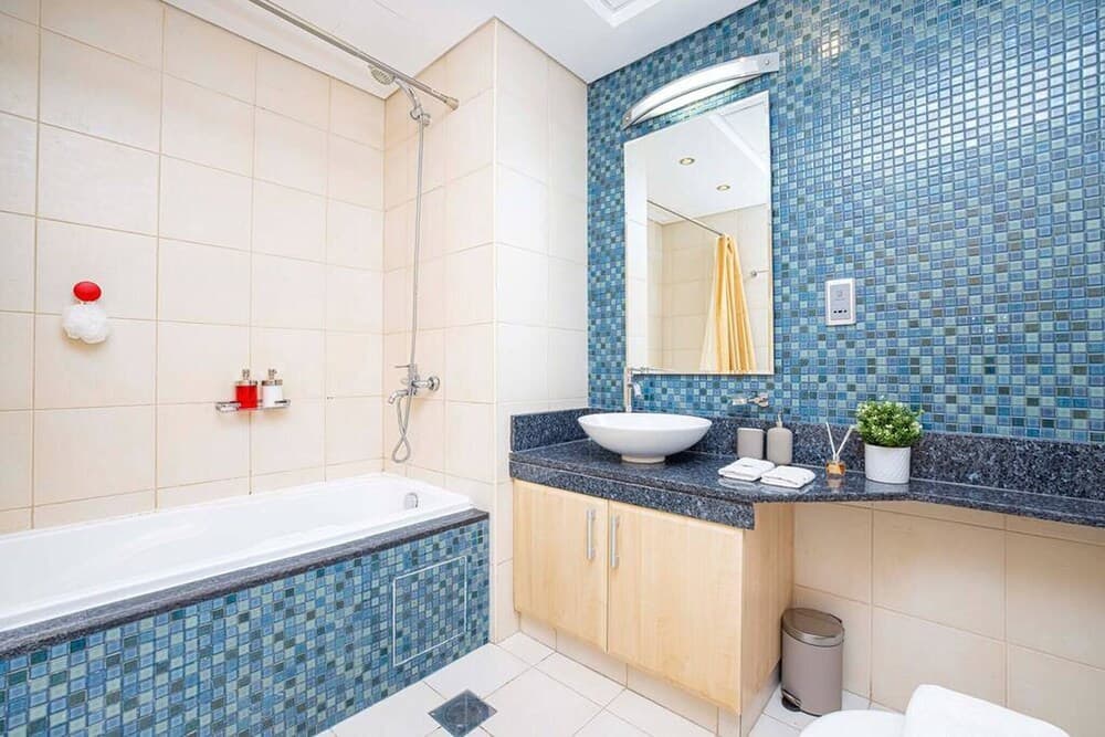Palm Jumeirah 2 Br M - Full Sea And Beach View - photo 10