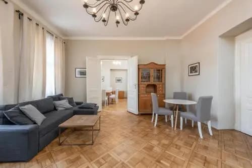Liliova Apartments - photo 2