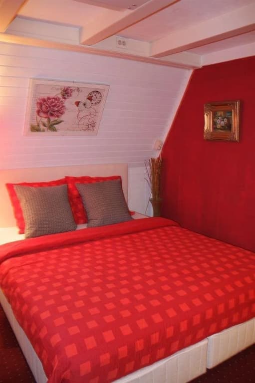 Bayan Bed & Breakfast - photo 3