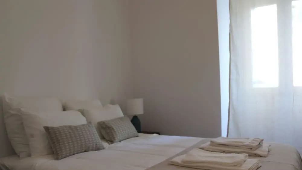 Comfortable Apartment in Central Lisbon - photo 22