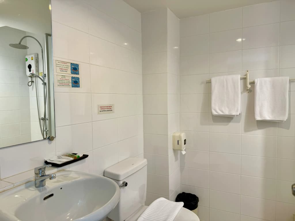 Pas Cher Hotel, Bangkok - photo 8