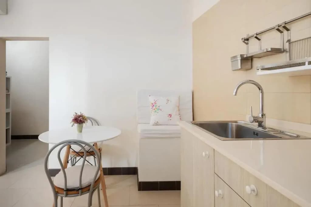 Stay U-nique Apartments Pasteur - photo 6