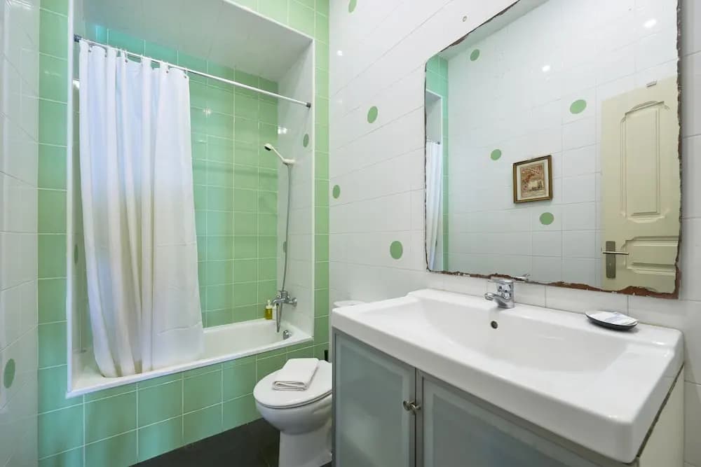 Renovated Spacious Baixa Apartment, By TimeCooler - photo 8