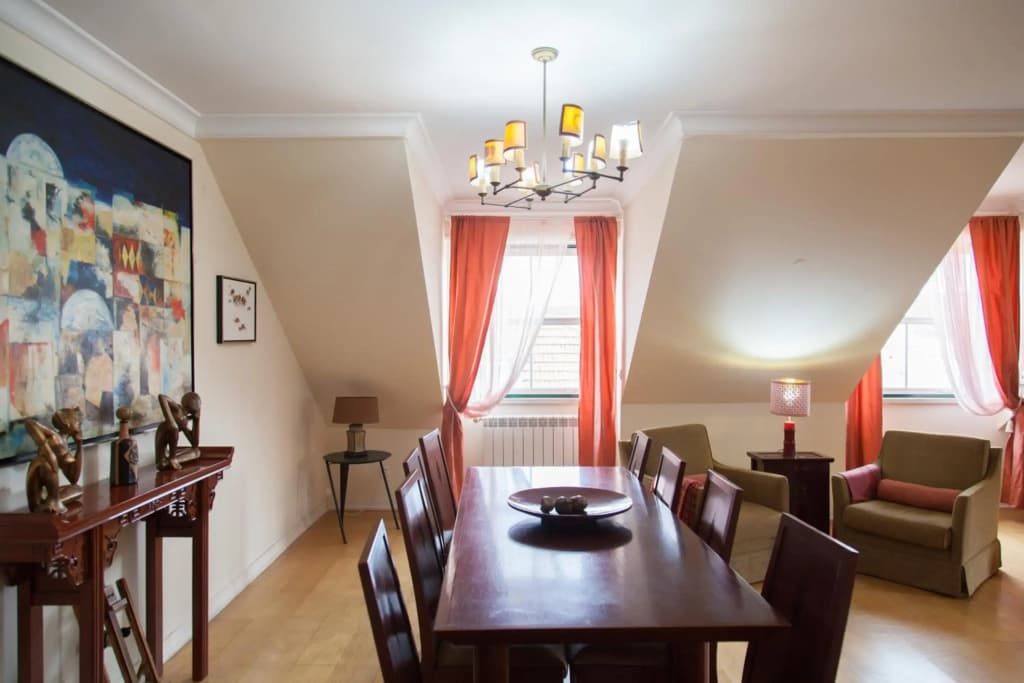 FLH Chic Chiado Exotic Spacious Residence - photo 2