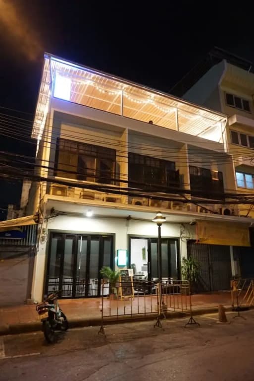 Krit Hostel - photo 1