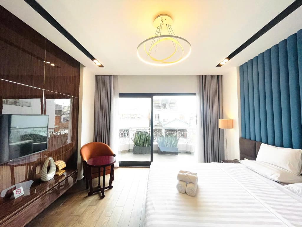 Royal Dragon Boutique Hotel - photo 4