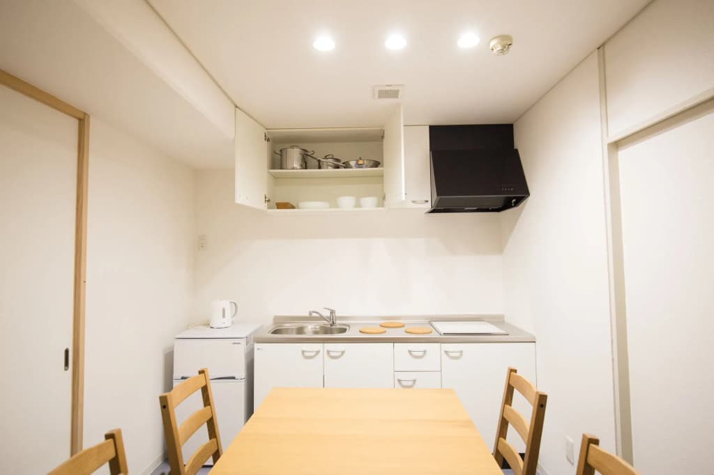 Rozy Hotel Namba - photo 12