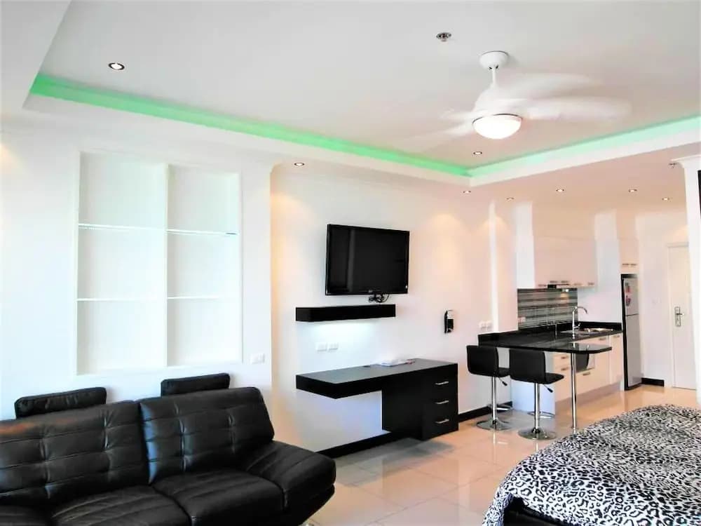 Fantastic sea View Beach Condo - photo 5