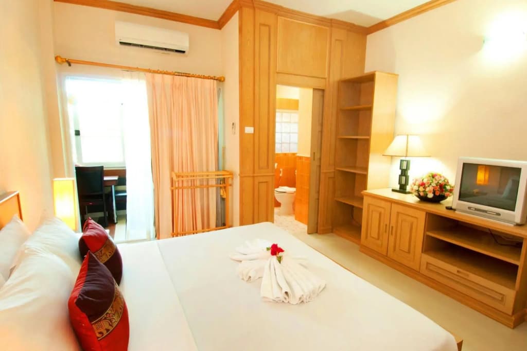 Taweeporn Resort - photo 3