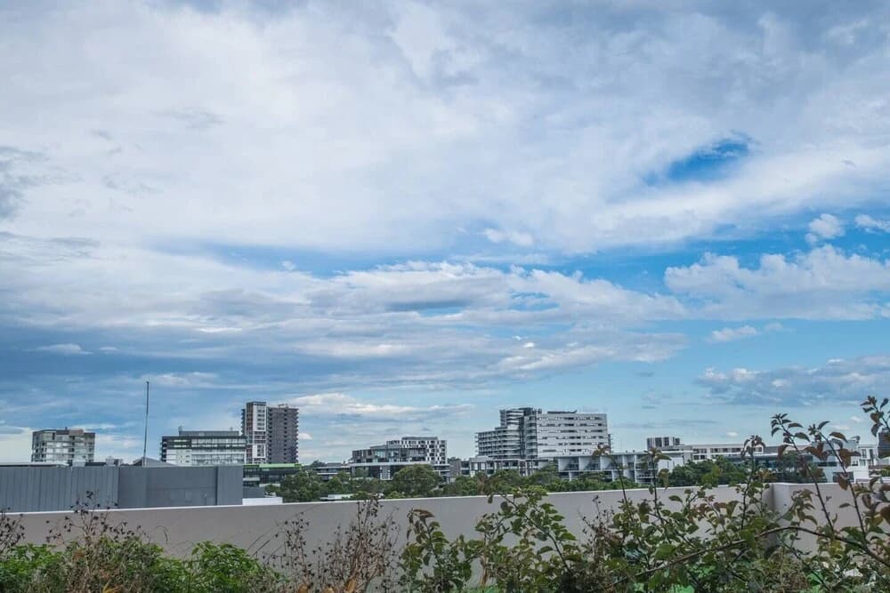 Bright & Modern! 2bed 2bath APT With Parking - photo 11
