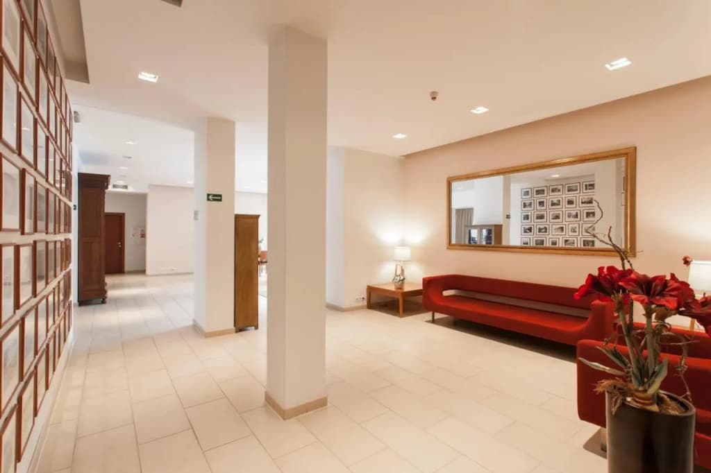 Hotel Carol - photo 35