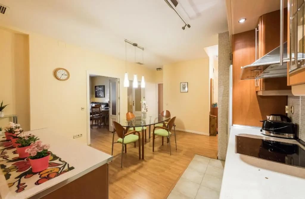M&F Fuencarral Apartamento - photo 16