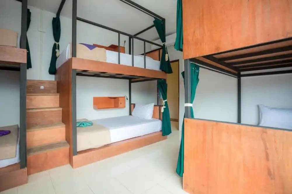 Farmer's Grand Hostel - photo 6