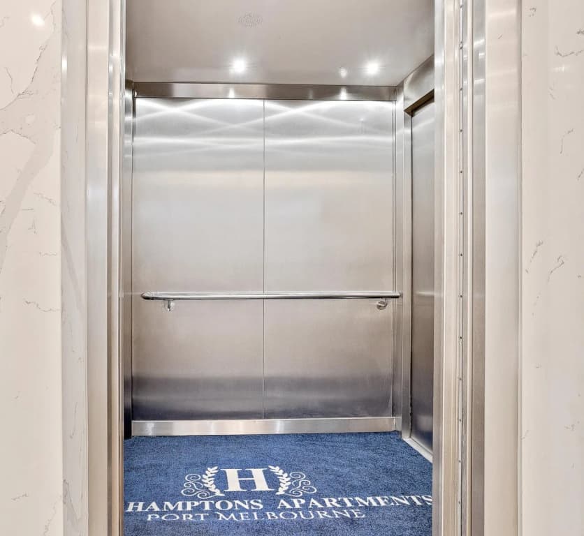 The Hamptons Apartments - photo 2