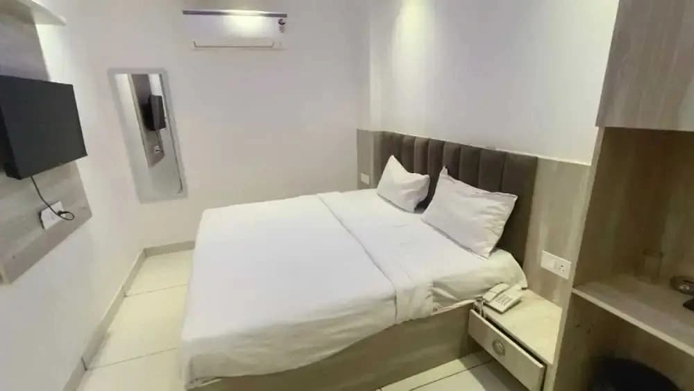 Hotel Red Chilly Adarsh Nagar - photo 5