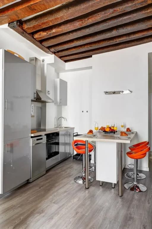 Charming 1BR in Saint-Germain Sleeps 4 - photo 14