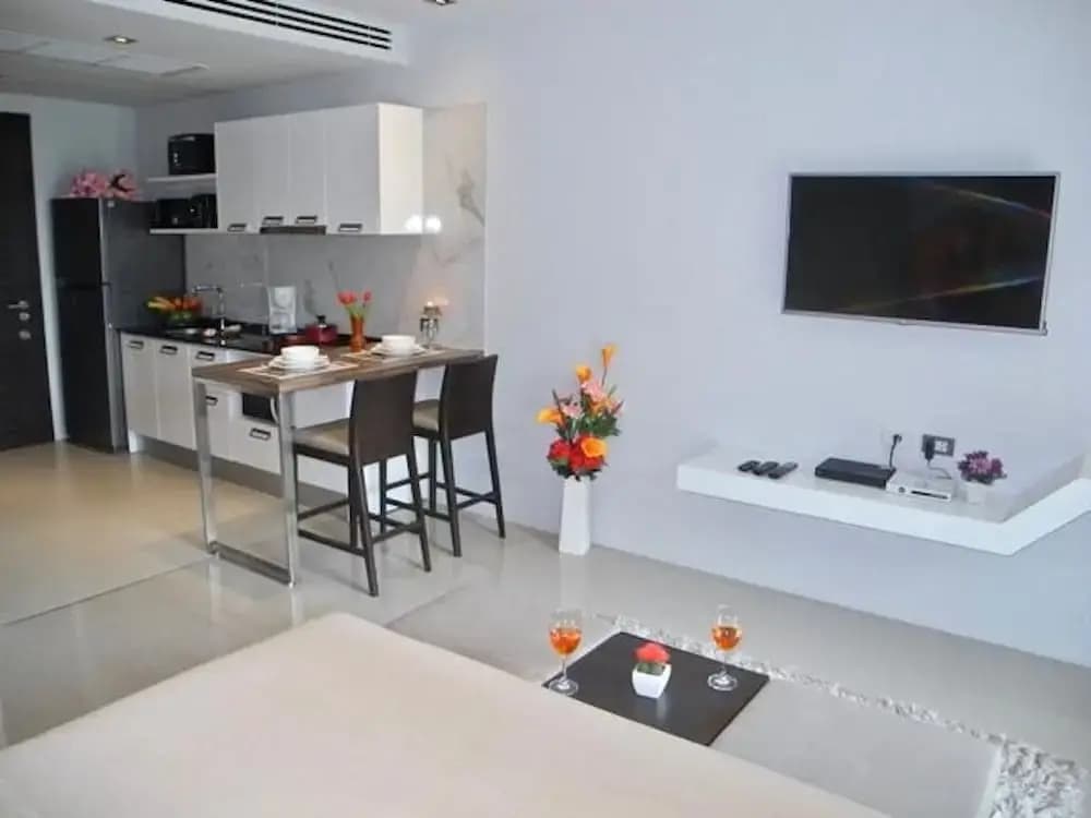 Emerald Apartment in Patong - photo 3