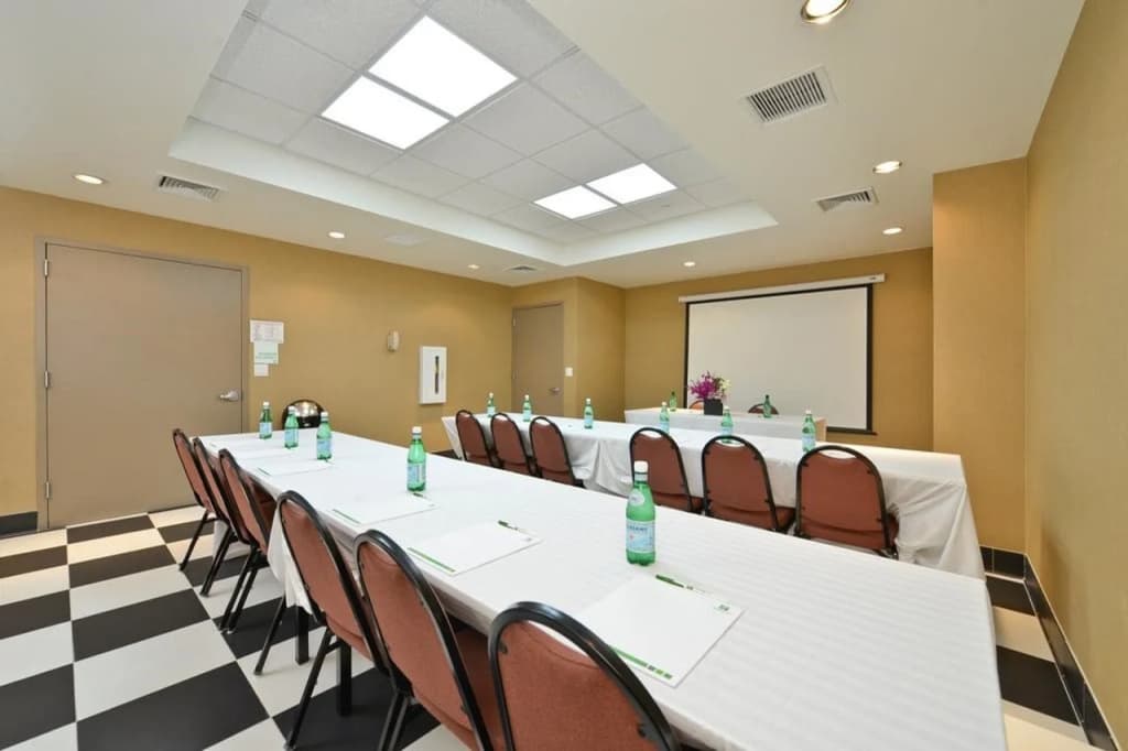 Holiday Inn NYC - Lower East Side by IHG - photo 17