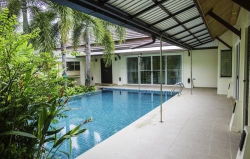 Nai Harn Pool Villa - photo 1